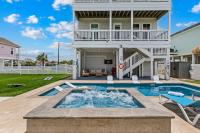 Modern Galveston getaway 3 Min to Beach Pool Spa Mini Golf Fire Pit - Ferienwohnung Galveston