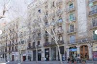 Splendid Gaudi Mercat del Ninot Apartment - B&B Barcellona