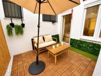 Estudio con terraza privada junto al Estadio Metropolitano, IFEMA y Aeropuerto - Chambres d'hôtes Madrid