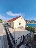 Apartman Mravinac - B&B Tisno