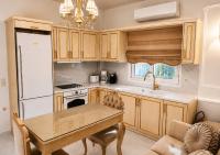 Cretan Luxury Living in South Heraklion - Ferienwohnung Pómpia