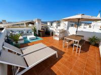 Appartement avec terrasse sur le toit vue mer - B&B Roses