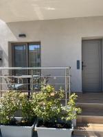 Aparktion Apartments - Chambres d'hôtes Limenária