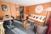 Résidence Les Ecrins - 3 Pièces 6 pers - LES ECRINS -107EC- LA PLAGNE CENTRE - accès ski direct MAE-4521 - Chambres d'hôtes La Plagne Tarentaise