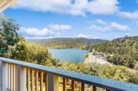 Lake View Magic - B&B Crestline