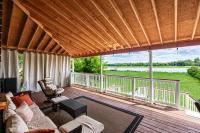 Waterfront Gem - B&B Willingboro