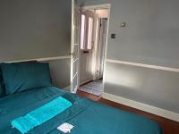 Lovely room with private bathroom in a quiet area - B&B Stoughton