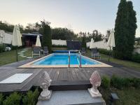 U Izhu with Private Pool, Sauna & BBQ - B&B Prevala