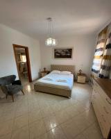 Sun&Moon Lungomare apartment - B&B Vlore