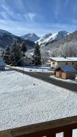 Beautiful apartment in independent chalet, facing mythical Col du Galibier - B&B Valloire