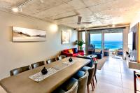 Burleigh 305 Luxury Seaside Family Escape Ballito - B&B Ballito