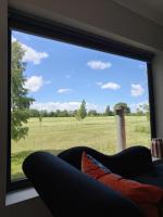 7 Seater Hot Tub - Lux Park Escape - Solihull 5 Double Bedrooms LWB Van X2 Parking 2 Living Rooms NR JLR NEC BHX HS2 Mell Square - Families Relocators & Work Stays Welcome! By Samina Arz Stays - TUB Due mid to late July onwards - Ferienwohnung Solihull