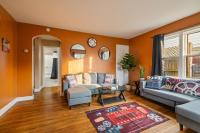 Theater Nights, Game Room & Balcony Delights - Ferienwohnung Rockford