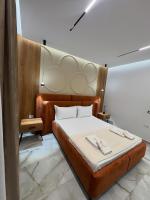 Chambre Double avec Balcon (2 Adultes + 1 Enfant)
