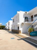 Serenity Apartment - B&B Yerakini