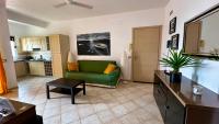 Seafront Apartment Shell Beach & Kite Beach Views - Bed and Breakfast Santa Maria