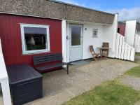 Lovely Holiday Apartment Near Centre - B&B Allinge