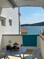 Habitación Doble con balcón y vistas al mar