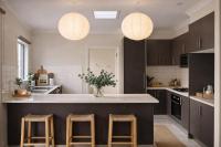 Quiet 2BR Villa | Parking | 15 min Airport & City - Chambres d'hôtes Melbourne