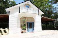 Charming Oasis - Ultimate Rustic Getaway! - Chambres d'hôtes Saint Augustine