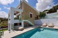 Villa Alexander - Bed and Breakfast Maroulás