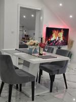 Luxury Apartment Megy - B&B Otočac