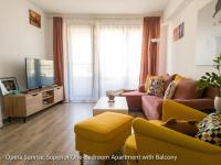 Superior One-Bedroom Apartment with Balcony