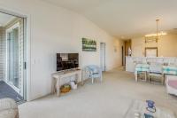 Golf Resort Stay in Sunset Beach: Pool, Balcony - Bed and Breakfast Sunset Beach