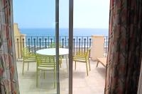 Beachfront Paradise - Pool & Sea Terrace Apartment - B&B Torrox