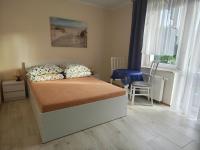 Vierbettzimmer mit Gartenblick