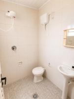 CASA PROX AO CENTRO - 4 QUARTOS - ESPAÇOSA E ACONCHEGANTe - B&B Cuiabá