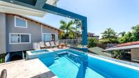Casa Alta Vista Ocean-View Villa with Pool - B&B Quepos