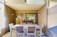 Castles Reach - Bed and Breakfast Anaheim