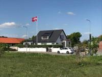 Best location near the beach apartment - Bed and Breakfast Fovrfelt