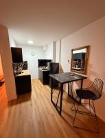 ModernesCity Apartment Innenstadt, Balkon - B&B Augsburgo