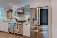 Bayfront Beauty II - Bed and Breakfast Newport Beach