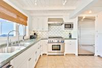 Tommy Bahama Beach Rd I - B&B Dana Point