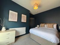 3 Double Bedroom House Next to Chester Canal - Chambres d'hôtes Chester