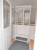 Sunlit Downtown Loft with Private Entry & Patio-1A - B&B Halifax