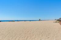 Upper Level Beach Retreat - B&B Newport Beach