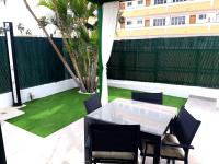 parking terraza jumbo by stay in gran canaria - B&B Playa del Ingles