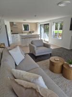 Peaceful Wanaka Escape - Walk to Town, Lake & Golf - Ferienwohnung Wanaka