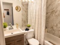 Downtown Vancouver I Free Parking & free bikes I Sleeps 4 - Chambres d'hôtes Vancouver