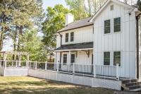 Luxury Lake Duplex Mins From downtown Gainesville - B&B Gainesville
