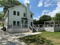 Luxury Lake Duplex Mins From downtown Gainesville - B&B Gainesville