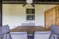 Contemporary Arlington Stay - Walk to AT&T Stadium - Free Parking - Bed and Breakfast Arlington