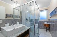 Appartamento Girasole with Terrace - Happy Rentals - Ferienwohnung Turin