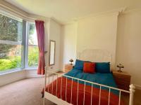 Kings Heath 2 bed with Free Parking & Fast WiFi - Bed and Breakfast Birmingham