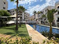 Nuevo Oasis con parking, piscina y cargador de VE - B&B Salobreña