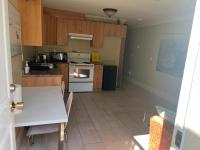 Equipped Guesthouse Near Oakridge Mall - B&B Vancouver